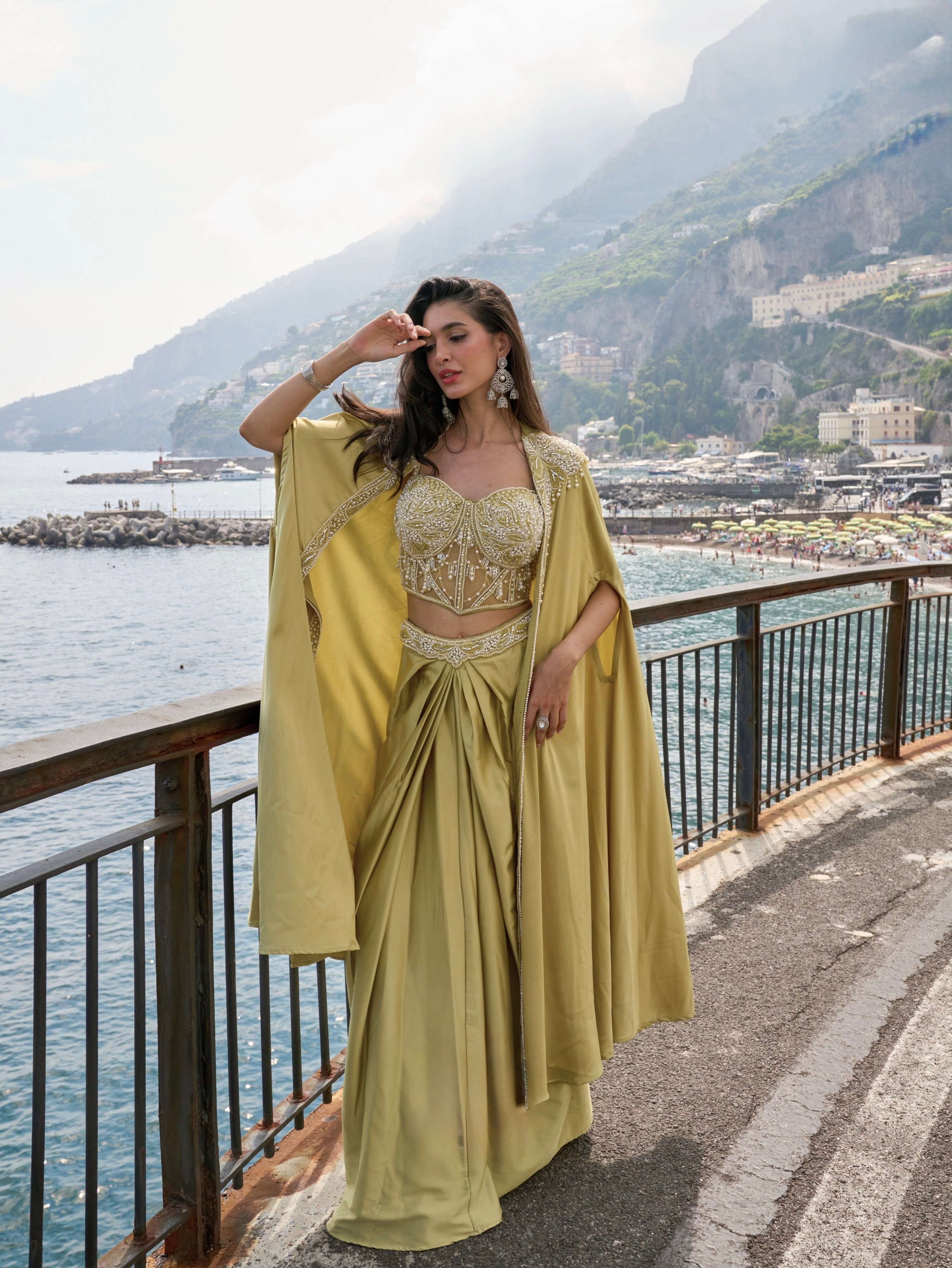 Meher Sunehri Pearl Cape Set