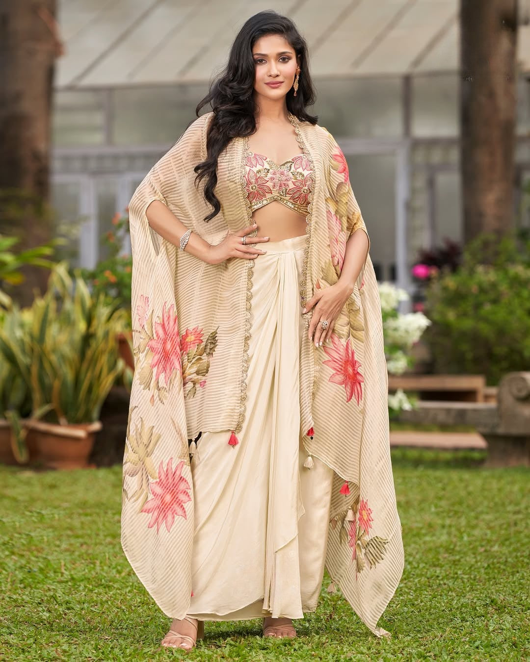 Blooming Beige Drape Set